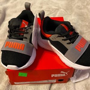 PUMA wired run Astro infants size 5C